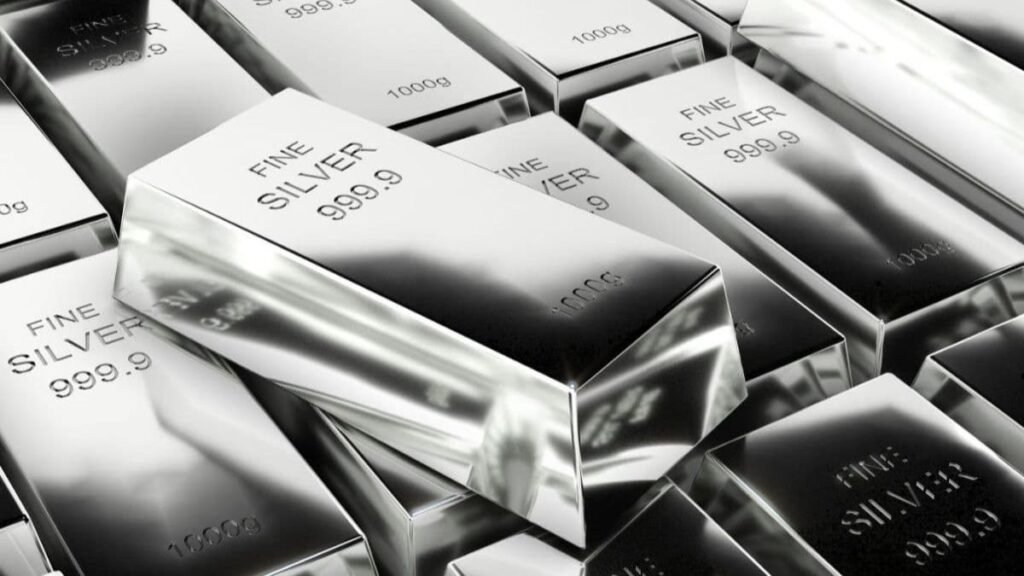 Today Silver Price Delhi 3 February 2026 आज का चांदी रेट, लेटेस्ट मार्केट भाव